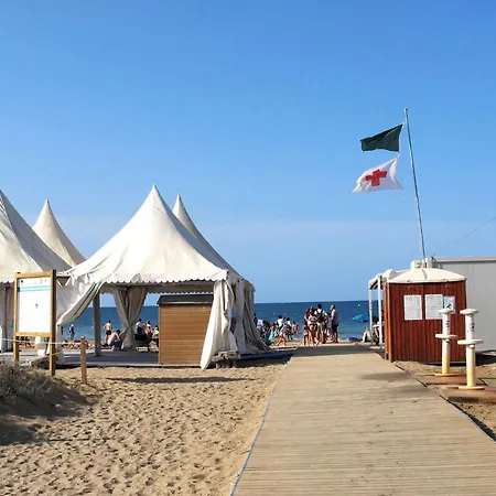 Denia, Urbano Junto Al Mar דירה *